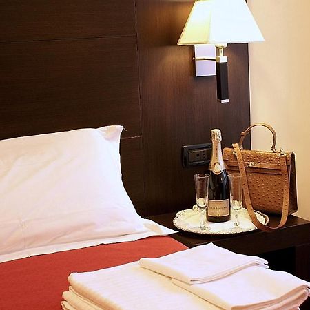 Hotel Versailles Roma Phòng bức ảnh
