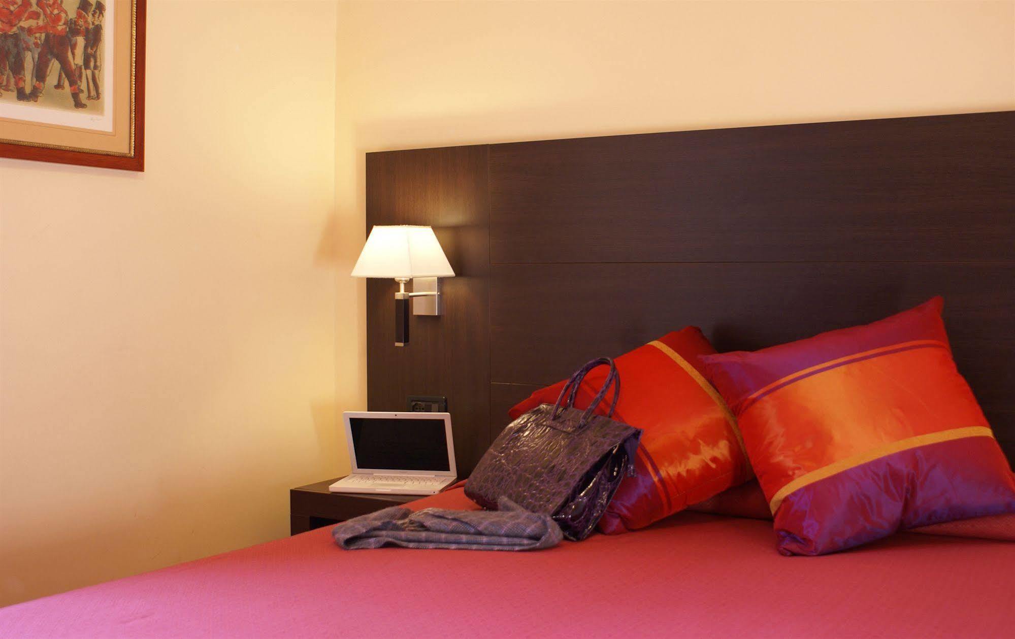 Hotel Versailles Roma Phòng bức ảnh