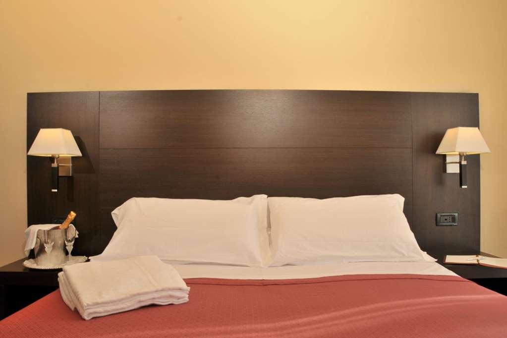 Hotel Versailles Roma Phòng bức ảnh
